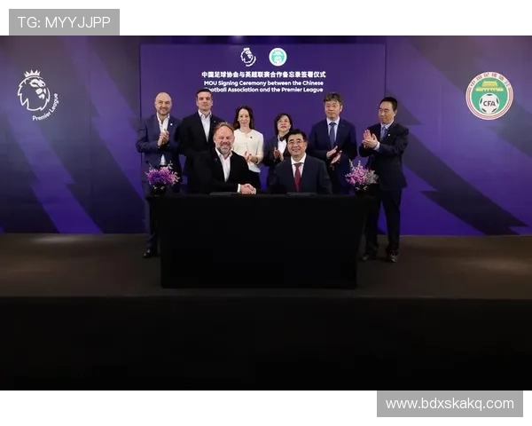 中国足球辉煌时期的传奇球星回顾与影响力分析 中国足球辉煌时期的传奇球星回顾与影响力分析