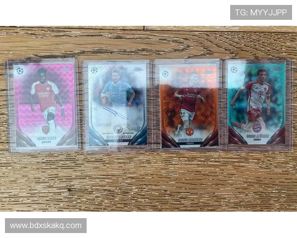 球星卡足球活动火热来袭购买两包赠送一包限时抢购机会不容错过