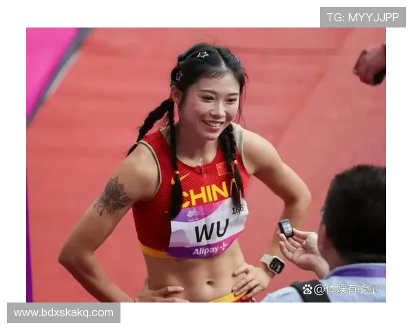 足球杯球星媳妇揭秘视频曝光 足球明星背后的女人是谁引热议